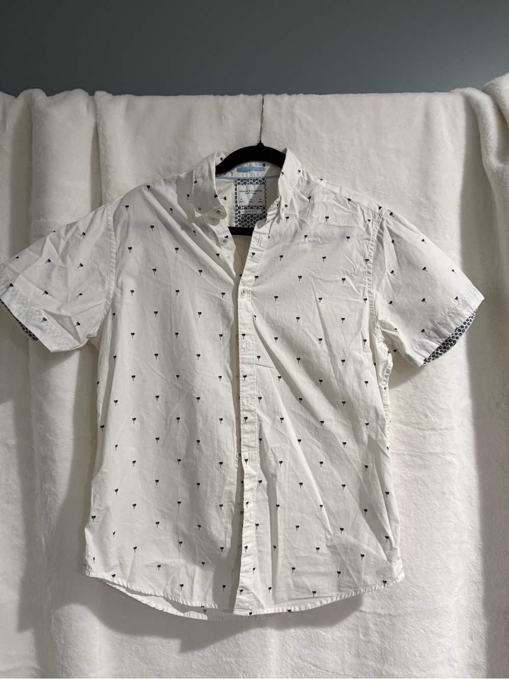 Denim & Flower White Short-Sleeve Button-Up with Navy Micro Motif